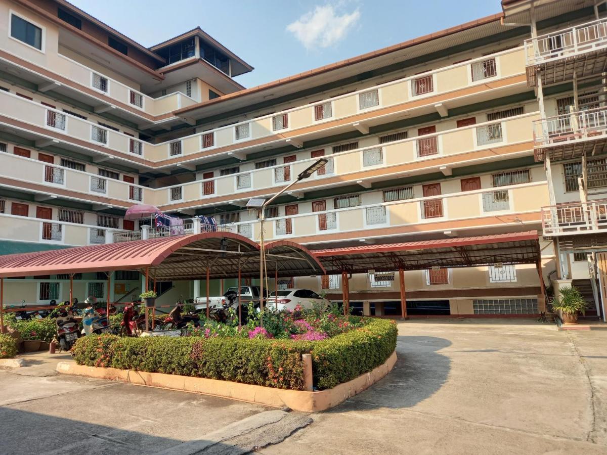 Appartement Baan Aranya à Chiang Mai Extérieur photo