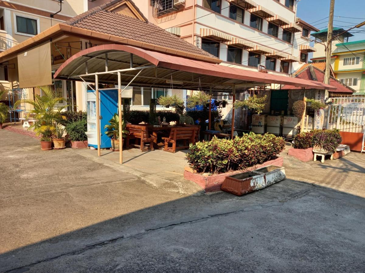 Appartement Baan Aranya à Chiang Mai Extérieur photo